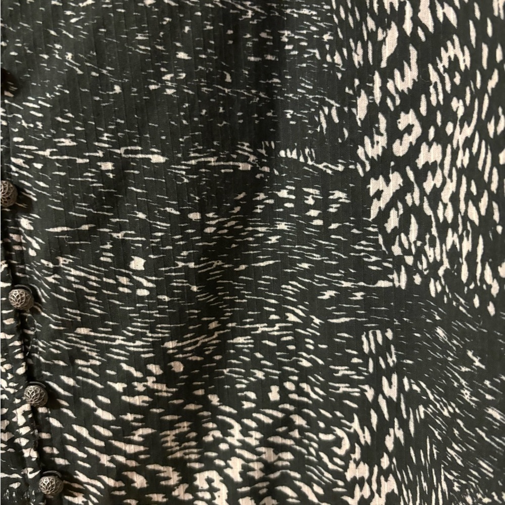 PILCRO The Tavi Buttondown Blouse size  XS - Picture 4 of 5